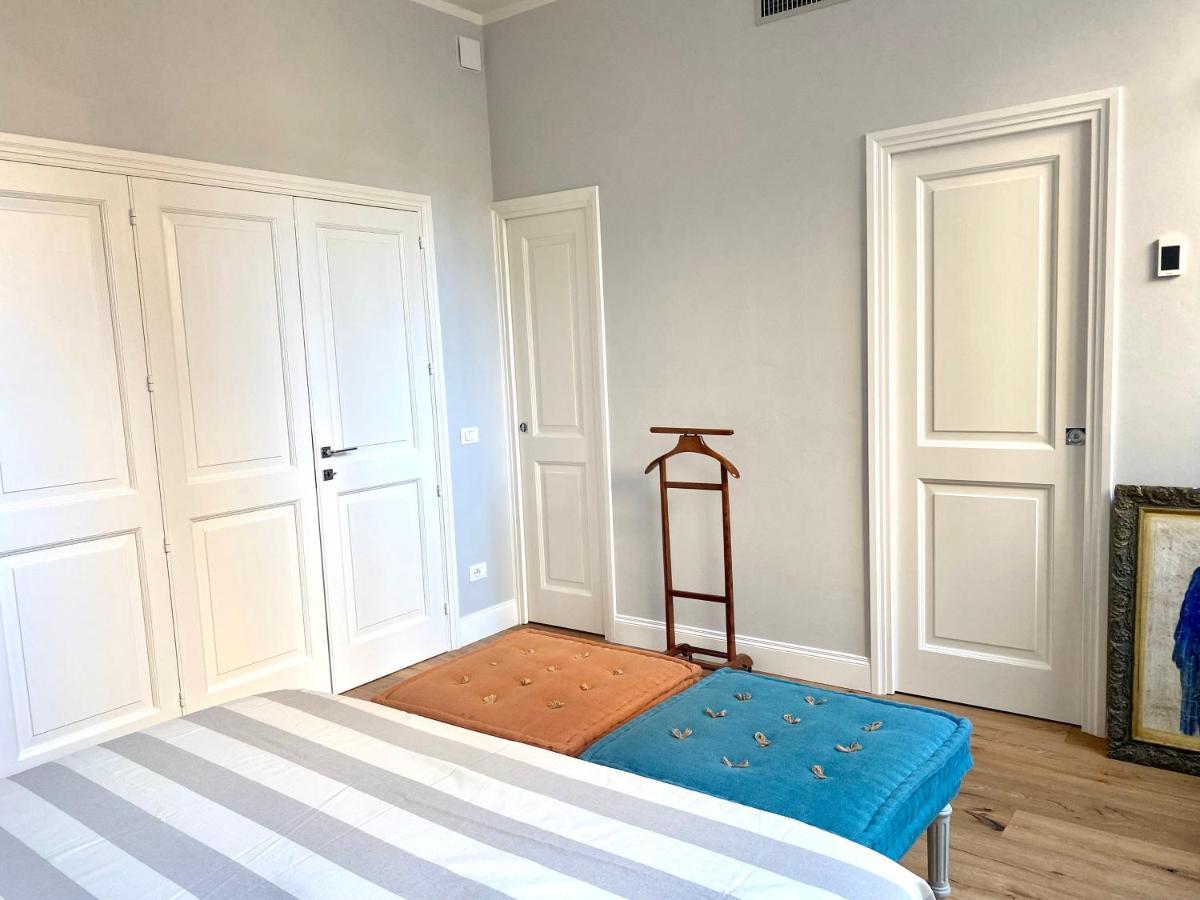 Accademia Newly Renovated Ancient Abbey Apartamento Florencia