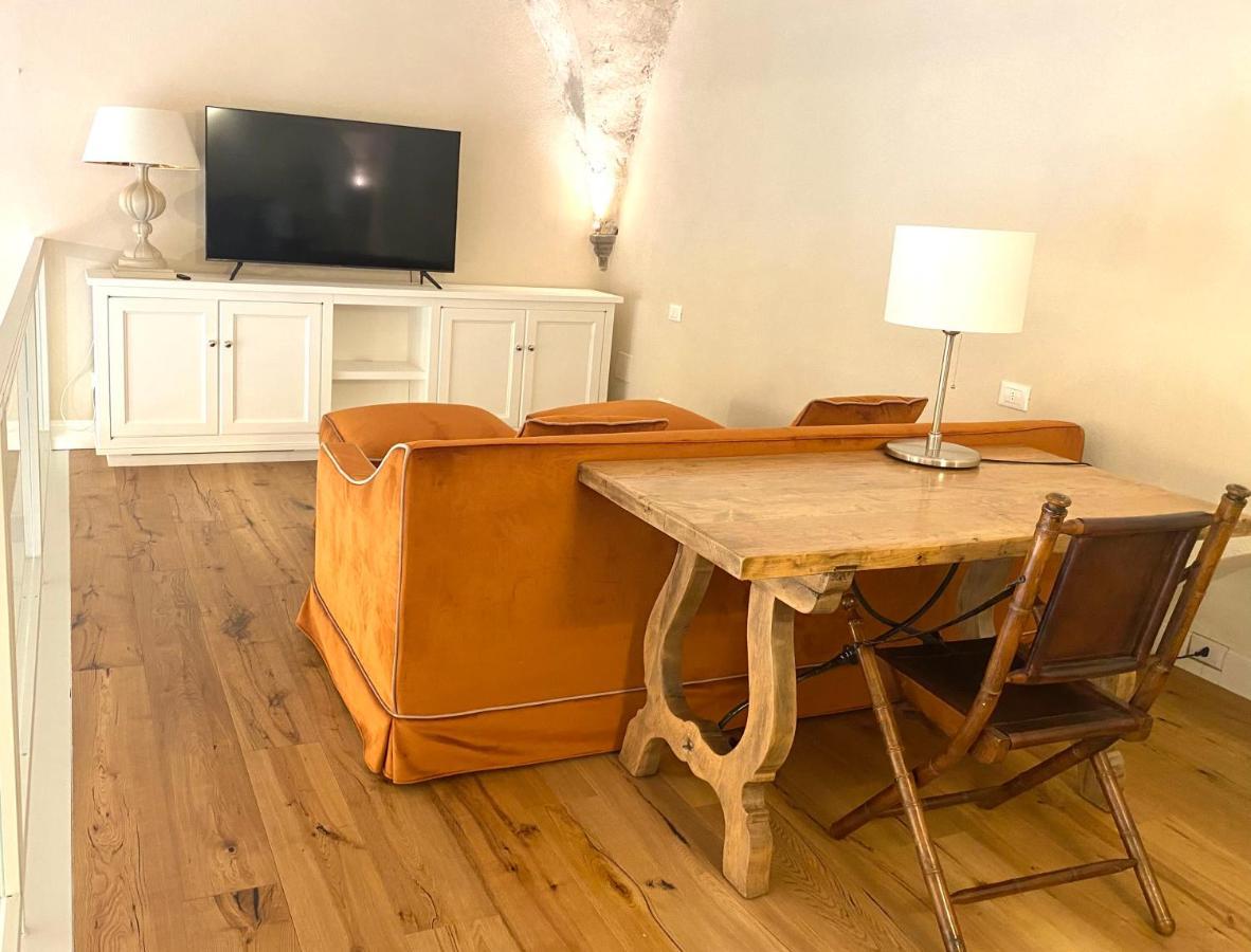 Accademia Newly Renovated Ancient Abbey Apartamento *